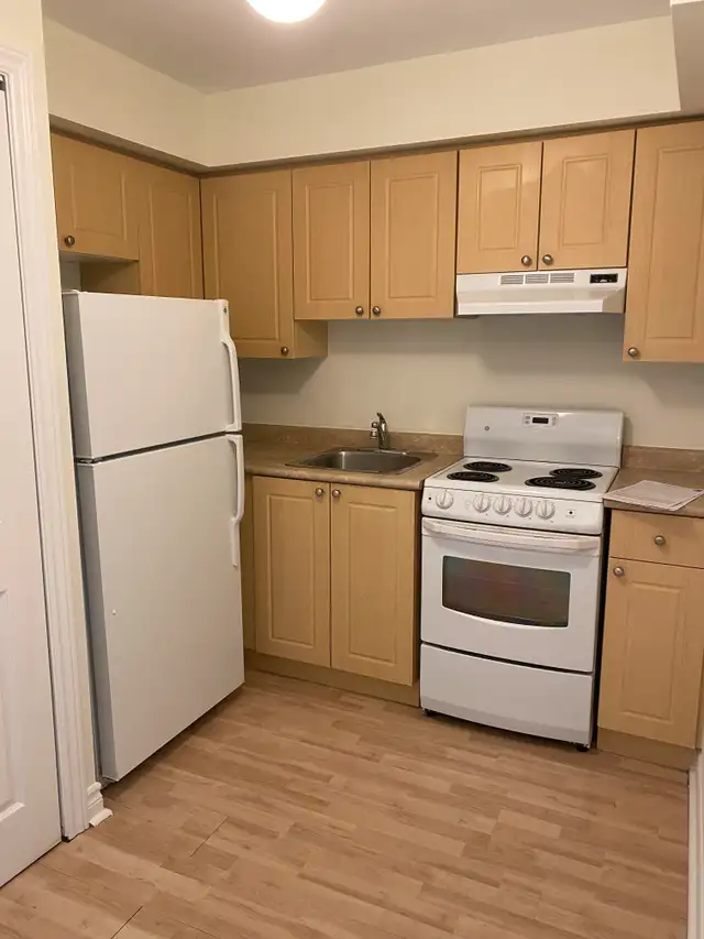 Get your own 4 walls at Essa Gardens! in Long Term Rentals in Barrie - Image 10