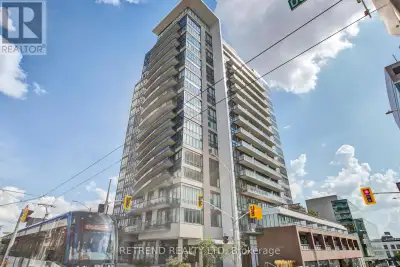 Right in the heart of the Innovation District, this luxury 15th-floor corner condo dazzles with spec...