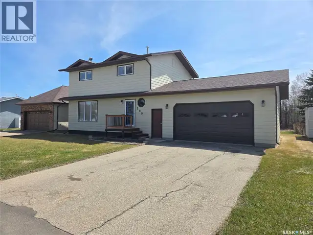 509 Carlyle AVENUE Carlyle, Saskatchewan in Houses for Sale in Regina - Image 5