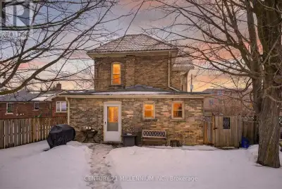 Steps to everything downtown Orangeville has to offer! This beautiful spacious & character filled 1...