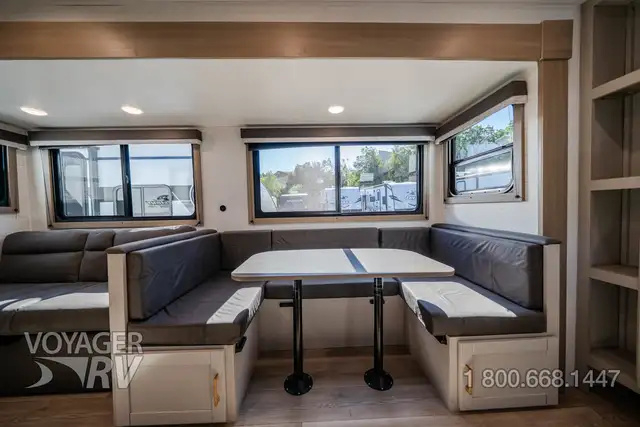 2027 Jayco Jay Flight 280BHSW Elite GL in Travel Trailers & Campers in Kelowna - Image 13