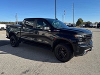 One Owner, 5.3L, Tow Pkg, Blind Spot Detector, Spray-in-Liner, Side Steps, Carfax CleanThe 2022 Chev... (image 2)