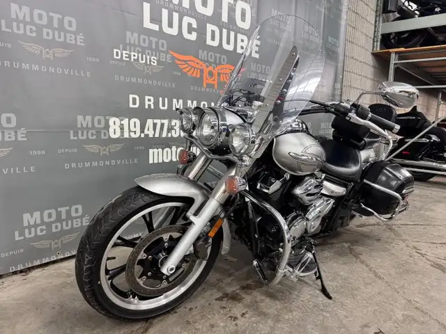 2009 Yamaha V-Star 950 Tourer in Street, Cruisers & Choppers in Drummondville - Image 10