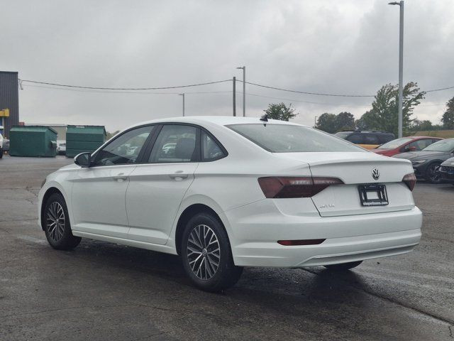 2021 Volkswagen Jetta Comfortline | Heated Seats | CarPlay + in Cars & Trucks in Guelph - Image 3