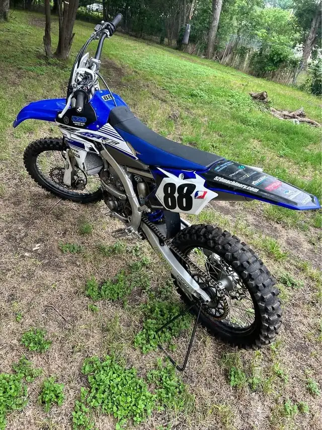 2016 YAMAHA YZ450F-FINANCE AVAILABLE!  in Dirt Bikes & Motocross in Dartmouth - Image 5