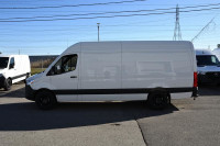 Engine: 2L TURBO 4cyl. L/100Km City: 0.0 L/100Km Hwy: 0.0 Safety Equipment Système antipatinage à to... (image 2)