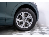 Le Genesis GV70 Select 2023 est un SUV compact de luxe qui incarne l'élégance, le confort et la perf... (image 3)