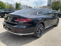 Vehicle Highlights: - R-LINE - Highly optioned - Dealer serviced Just landed is a very rare and desi... (image 6)