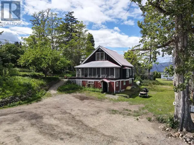 2415 Blind Bay Road Blind Bay, British Columbia in Houses for Sale in Kamloops - Image 19