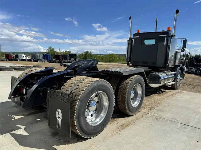 2004 KENWORTH T800 in Heavy Trucks in Ottawa - Image 4