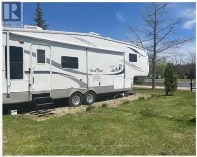 Cedars Creek is backed onto the Canal and also has a lovely view of Lake Huron. Includes an outdoor...