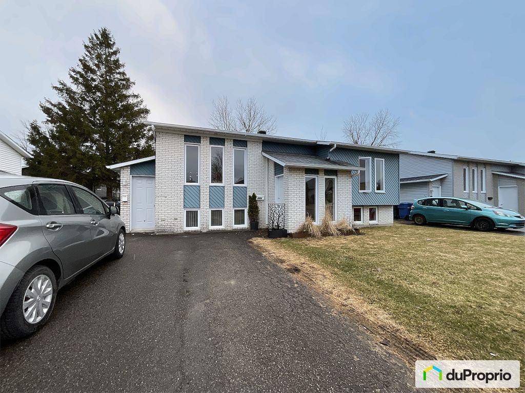 $645,000 - Duplex for sale in Chateauguay — photo 1