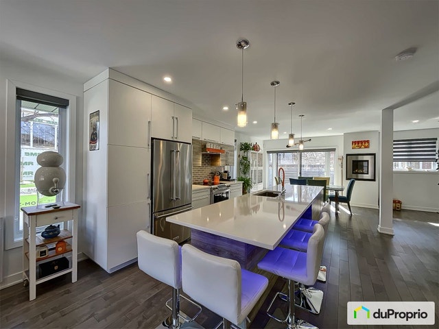 36e avenue — photo 2