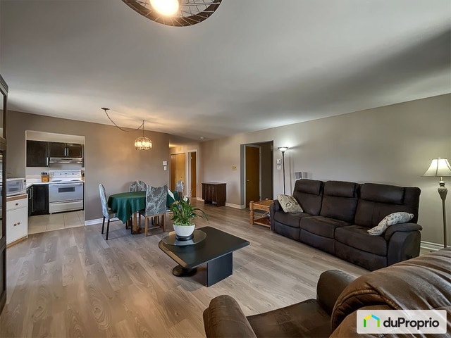 $429,000 - Condominium in Mercier / Hochelaga / Maisonneuve — photo 1