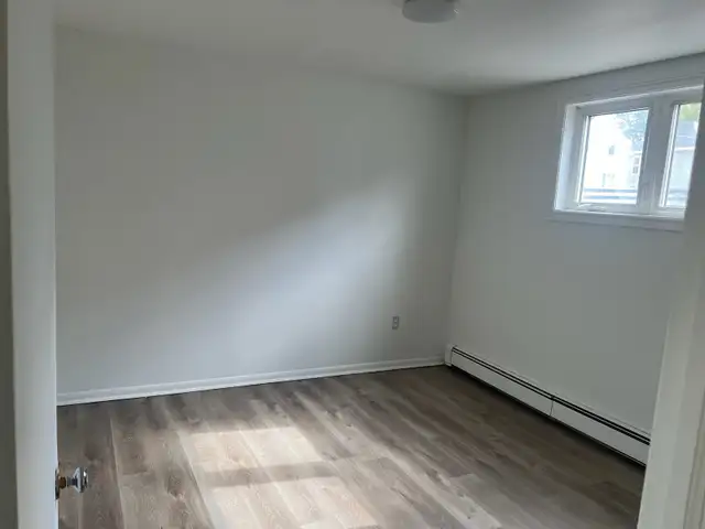 Moncton 139 Elmwood  2 Bedroom Apartment for rent with 1 parkin in Long Term Rentals in Moncton - Image 4