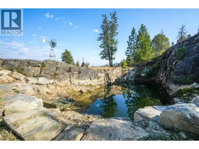 2063 Carmi Road Penticton, British Columbia in Houses for Sale in Penticton - Image 3
