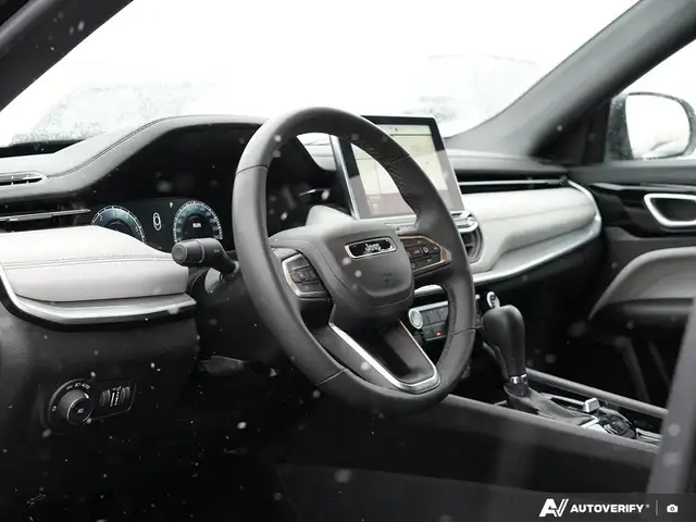 2024 Jeep Compass LIMITED | 4X4 | 360 CAM | NAV | LTHR | VENT ST in Cars & Trucks in Oakville / Halton Region - Image 14