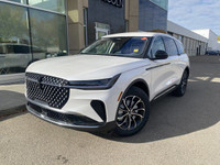 The 2025 Lincoln Nautilus Premiere sets the tone for luxury with a suite of advanced features that c... (image 1)