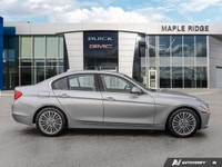 Wireless Phone Connectivity Window Grid Diversity Antenna Wheels w/Silver Accents Valet Function USB... (image 5)