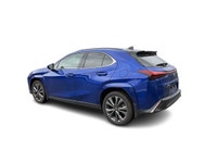 2025 Lexus UX 300h F SPORT Design avec motorisation hybride, rouage intégral AWD et un style audacie... (image 8)