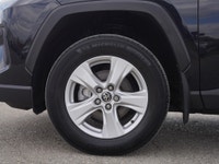 KEY FEATURES: ALLOY WHEELS | BLINDSPOT | KEYLESS ENTRY | POWER SEATS | MEMORY SEATS | HEATED SEATS A... (image 8)