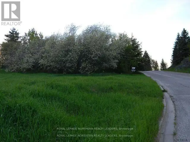LOT 15 CAMERON STREET N Timmins (TM - TNW - Algonquin to Jubilee in Land for Sale in Timmins - Image 3