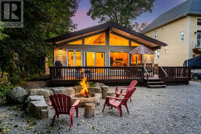 1948 TINY BEACHES ROAD S Tiny, Ontario in Houses for Sale in Oakville / Halton Region - Image 8