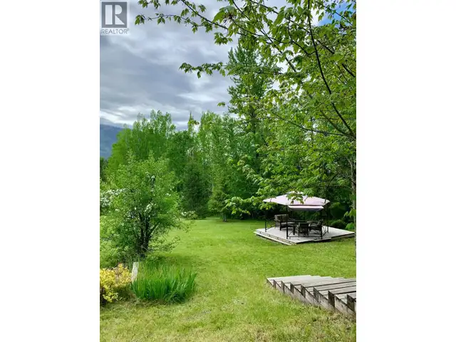 2481 Squilax-Anglemont Road Lot# 11 Lee Creek, British Columbia in Land for Sale in Kamloops - Image 11