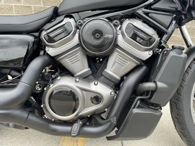 2024 HARLEY DAVIDSON  NIGHTSTER SPECIAL RH975 in Sport Touring in Winnipeg - Image 6