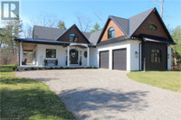 10206 SANDALWOOD Crescent Grand Bend, Ontario