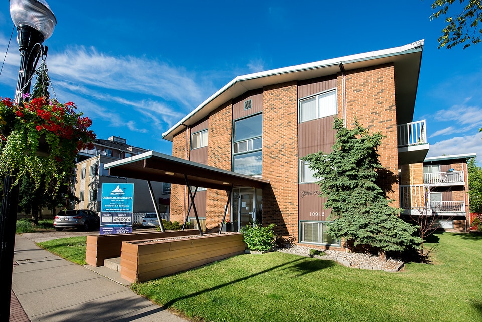 Greenglen - Get 1 Month Free! - Bachelor Apartment for Rent 5