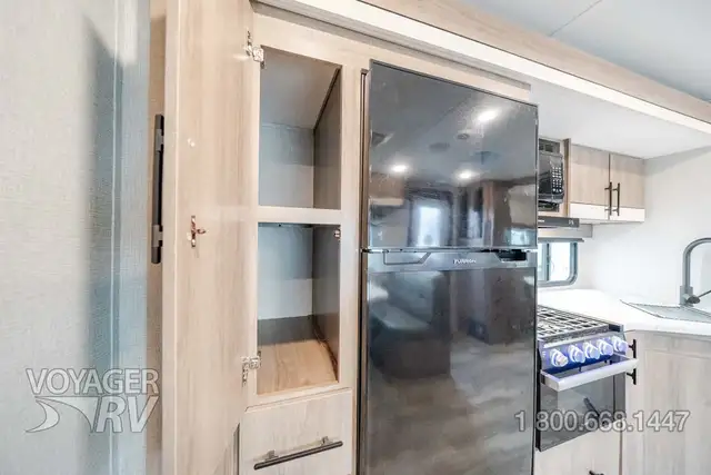 2023 Grand Design Imagine XLS 23BHE in Travel Trailers & Campers in Kelowna - Image 34