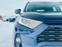 Low Mileage, Sunroof, Heated Steering Wheel, Power Liftgate, Heated Seats, Aluminum Wheels! "Stratfo... (image 8)