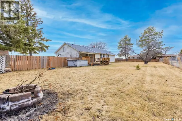 103 2ND AVENUE S Goodsoil, Saskatchewan in Houses for Sale in Meadow Lake - Image 41