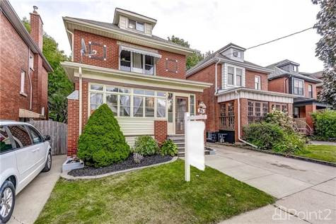 83 Graham Avenue S in Houses for Sale in Hamilton - Image 2