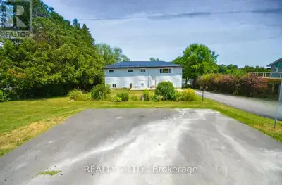 A Rare Waterfront Gem Year-Round Living on Chemong Lake!Escape the city and embrace lakefront living...