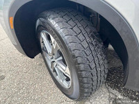 - ACCIDENT FREE - HEATED CLOTH SEATS - REMOTE START - LANE KEEP ASSIST w/ LANE DEPARTURE WARNING - F... (image 9)