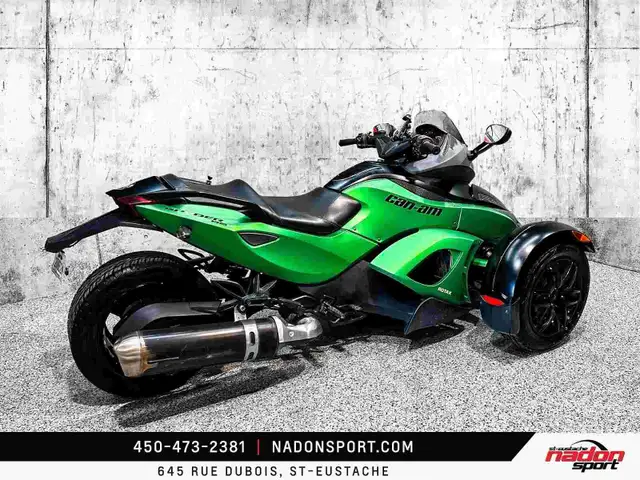 2012 CAN-AM SPYDER RS-S SE5 in Sport Touring in Laval / North Shore - Image 5