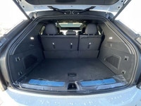 | 55 Curved HD Display | AKG Studio 19-Speaker Audio | Super Cruise Capability | 24 Diamond-Cut Whee... (image 8)