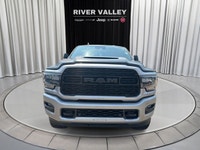 NAVIGATION SYSTEM, HEATED FRONT SEATS, HEATED REAR SEATS, HEATED STEERING WHEEL, ADJUSTABLE PEDALS,... (image 6)