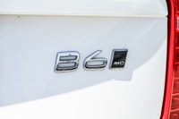 ... Engine: Moteur à 4 cylindres 2.0l L/100Km City: 11.9 L/100Km Hwy: 9.1 Safety Equipment Système a... (image 8)