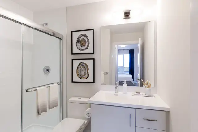 Brand New Luxury Two Bedroom Apartment Rental in Oakville! in Long Term Rentals in Mississauga / Peel Region - Image 11