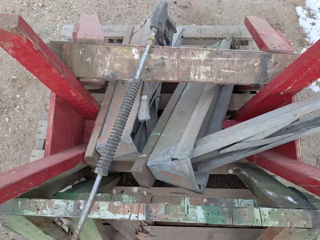 SAWHORSE in Heavy Trucks in Saskatoon - Image 7