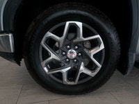==== Key Features ==== * 2024 GMC Sierra 1500 SLT * 96,662 km * One Owner * BC Owned * 4x4 * Navigat... (image 9)