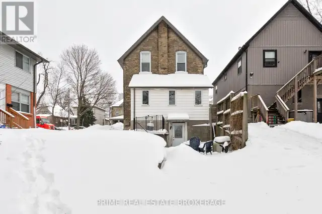 142 JOHN STREET London East (East F), Ontario in Houses for Sale in London - Image 30