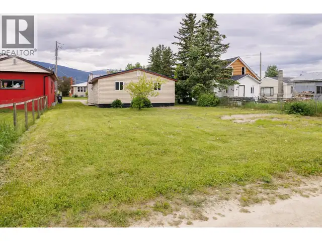 956 4TH AVENUE McBride, British Columbia in Houses for Sale in Quesnel - Image 23
