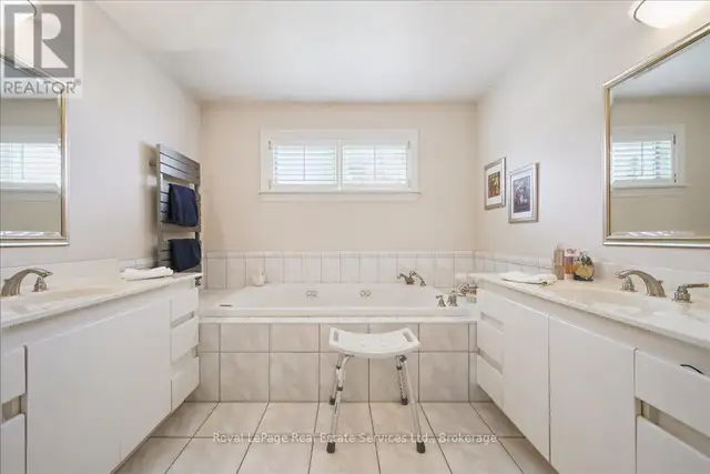 281 PINEHURST DRIVE Oakville (FD Ford), Ontario in Houses for Sale in Oakville / Halton Region - Image 34