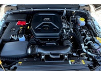 COME SEE WHY ''NOBODY BEATS A DEAL FROM PEEL!'' Your Source for ALL make and models used cars and tr... (image 8)