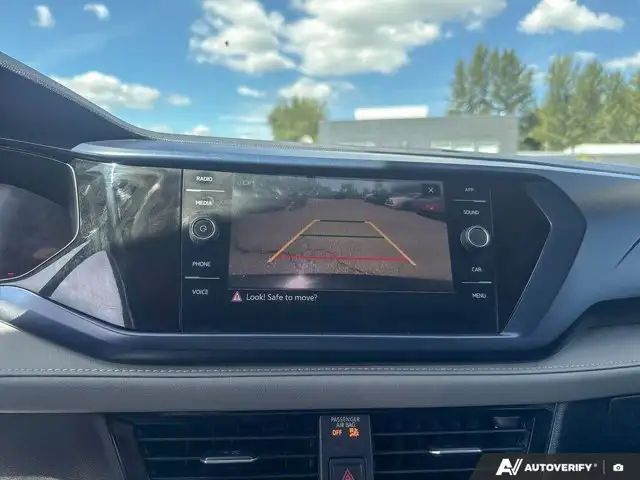 2024 Volkswagen Taos Comfortline | Digital Cockpit in Cars & Trucks in Abbotsford - Image 21