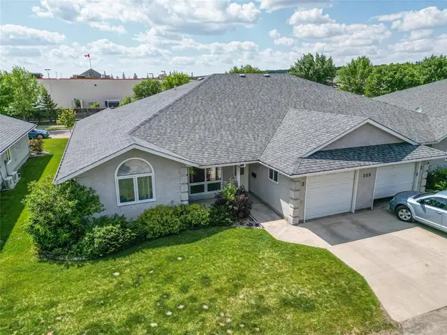 3 209 Cater Drive Brandon, Manitoba628544124616991217